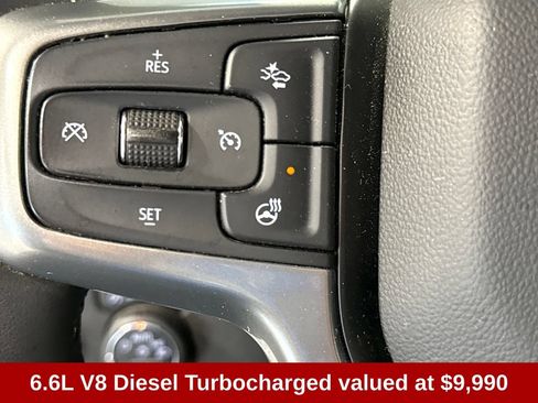 Used 2025 Chevrolet Silverado 2500 LT w/ Safety Package AWD/4WD image 3