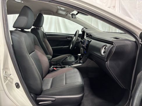 Used 2019 Toyota Corolla LE w/ LE Premium Package image 15