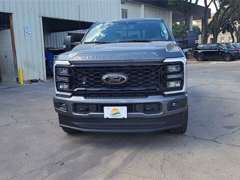 New 2026 Ford F250 XLT w/ XLT Premium Package image 3