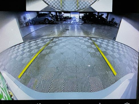 Used 2024 Volvo S60 B5 Plus image 18