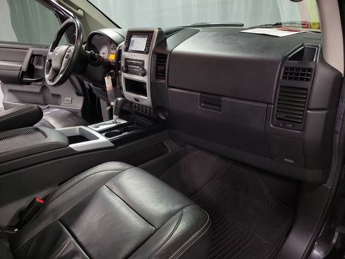 Used 2014 Nissan Titan PRO-4X w/ Pro-4x Luxury Package AWD/4WD image 26