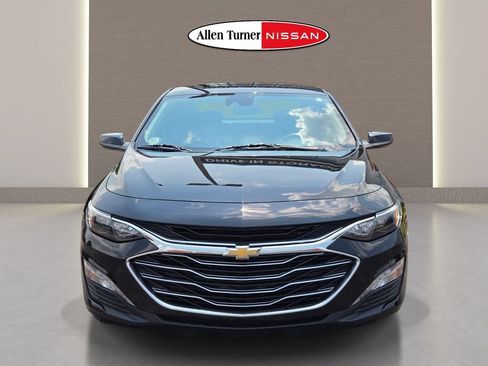 Used 2025 Chevrolet Malibu LT FWD image 3