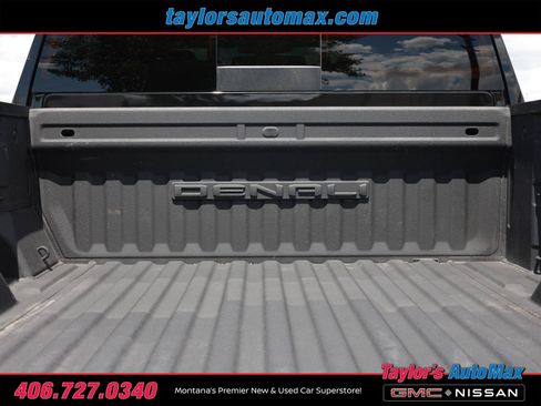 Used 2022 GMC Sierra 3500 Denali w/ Denali Black Diamond Edition AWD/4WD image 44