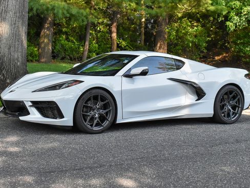 Used 2023 Chevrolet Corvette Stingray Preferred Cpe w/ 2LT RWD image 4