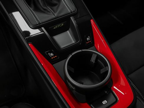 Used 2022 Porsche 911 GT3 image 42