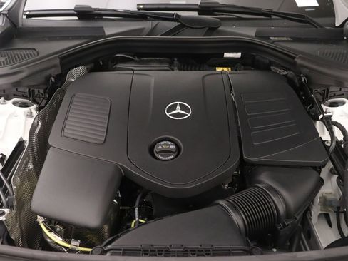 New 2026 Mercedes-Benz GLC 300 image 13