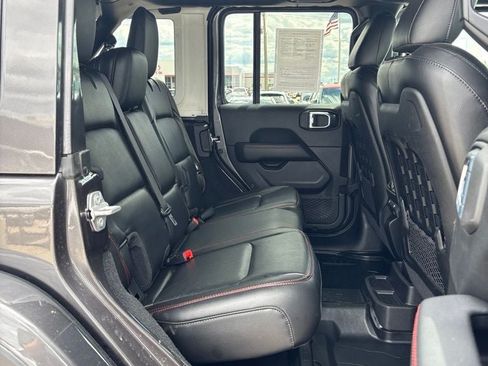 Used 2021 Jeep Wrangler Unlimited Rubicon AWD/4WD image 28