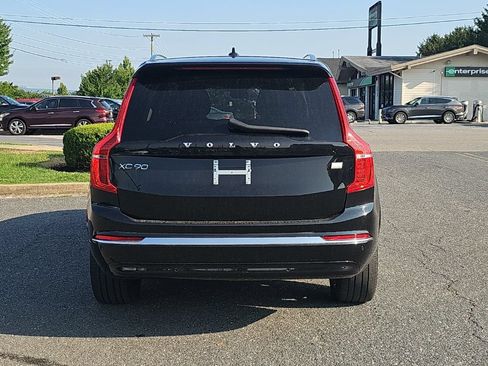 Used 2023 Volvo XC90 T8 Plus AWD/4WD image 14