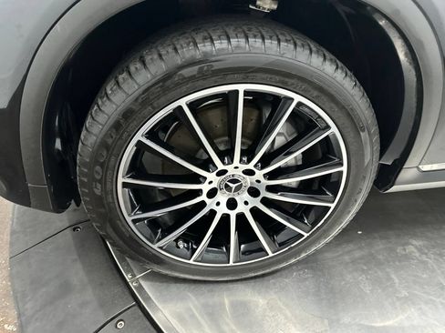 Used 2019 Mercedes-Benz GLC 300 4MATIC Coupe image 9