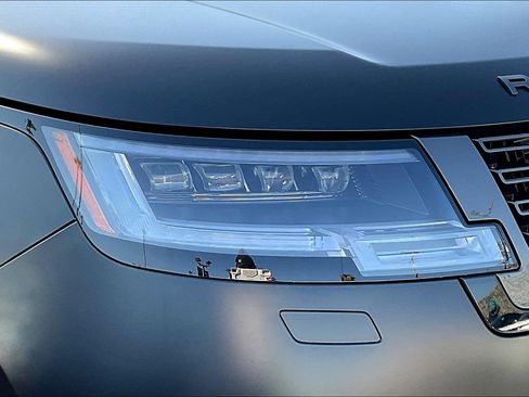 New 2026 Land Rover Range Rover SE image 17