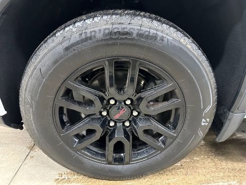 Certified 2023 GMC Sierra 1500 Elevation image 36