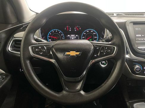 Used 2018 Chevrolet Equinox LS image 20