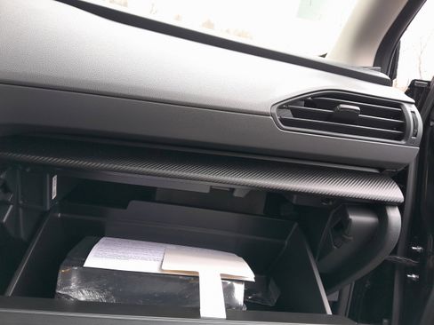 Certified 2025 Subaru Crosstrek 2.0i Premium image 34