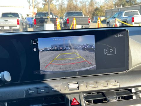 Used 2025 Kia K4 LXS image 22