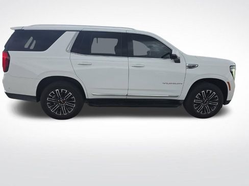Used 2025 GMC Yukon Elevation w/ Elevation Premium Package AWD/4WD image 40