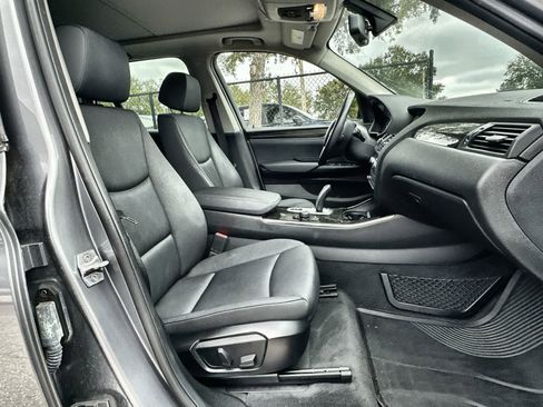 Used 2017 BMW X3 xDrive28i image 14