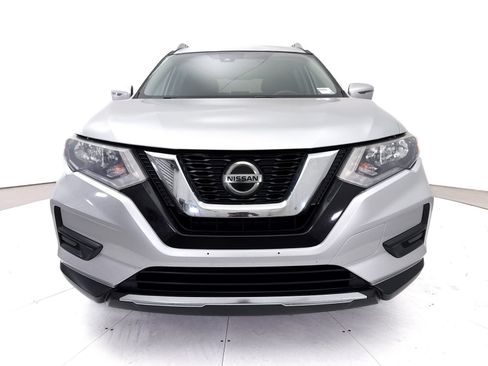 Used 2019 Nissan Rogue SV AWD/4WD image 10