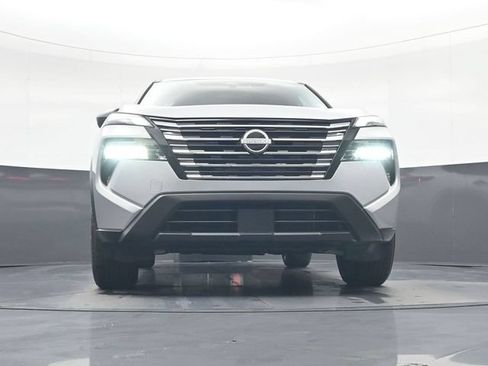 Certified 2025 Nissan Rogue S FWD image 16