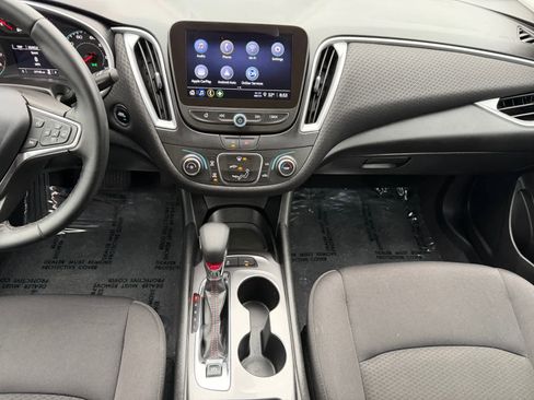 Used 2024 Chevrolet Malibu RS image 6