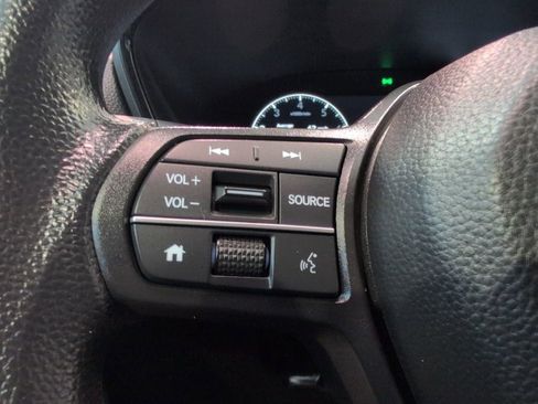 Used 2023 Honda CR-V EX image 13