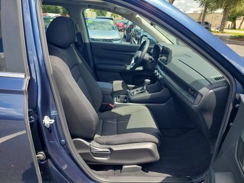 Used 2025 Honda CR-V EX image 10