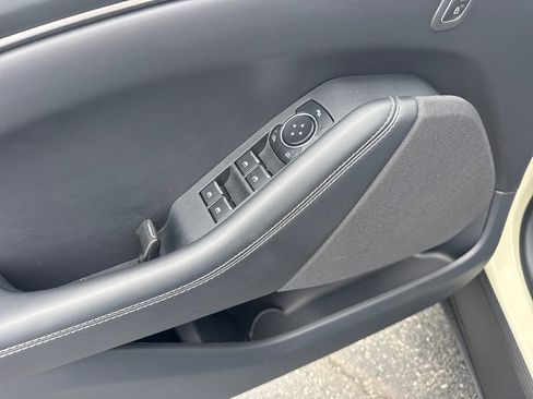 Used 2025 Ford Mustang Mach-E Select AWD/4WD image 25