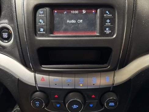 Used 2020 Dodge Journey SE w/ SE Popular Equipment Group image 8