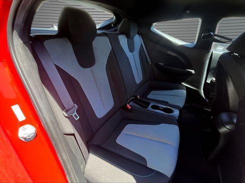 Used 2019 Hyundai Veloster 2.0 FWD image 16