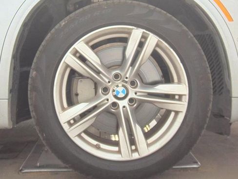 Used 2018 BMW X5 xDrive50i w/ Dynamic Handling Package image 10