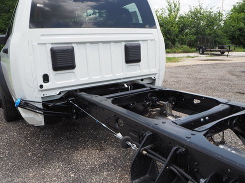 New 2025 RAM 5500 Tradesman image 10