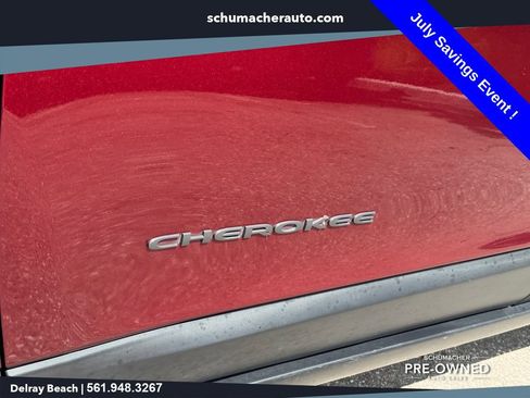 Used 2020 Jeep Cherokee Trailhawk w/ Cold Weather Group AWD/4WD image 23