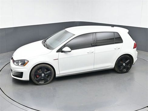 Used 2017 Volkswagen GTI S image 33