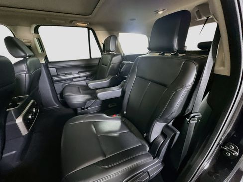 Used 2022 Ford Expedition XLT RWD image 29
