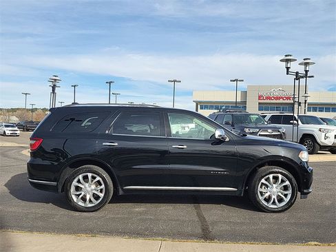 Used 2018 Dodge Durango Citadel w/ Premium Entertainment Group image 4