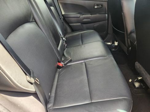 Used 2015 Mitsubishi Outlander Sport SE FWD image 31