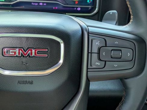 Used 2024 GMC Sierra 1500 AT4 w/ Technology Package AWD/4WD image 14