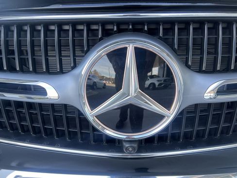 Certified 2025 Mercedes-Benz GLC 300 image 6