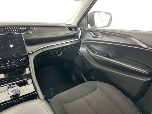 Certified 2023 Jeep Grand Cherokee L Laredo w/ Luxury Tech Group I image 34