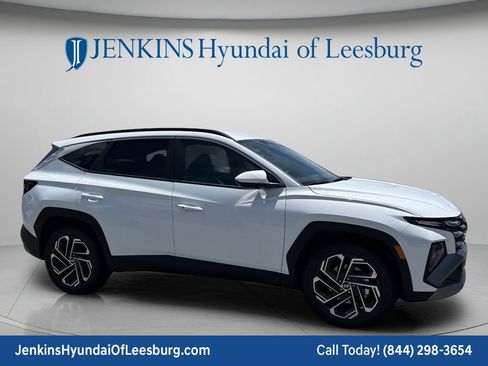 New 2026 Hyundai Tucson Limited AWD/4WD image 2