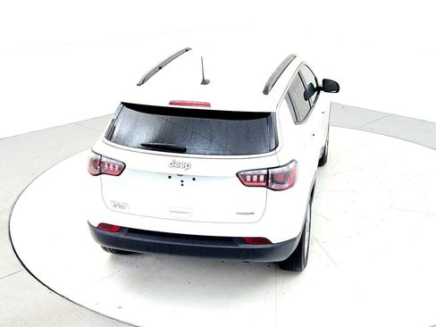 Used 2022 Jeep Compass Latitude image 17