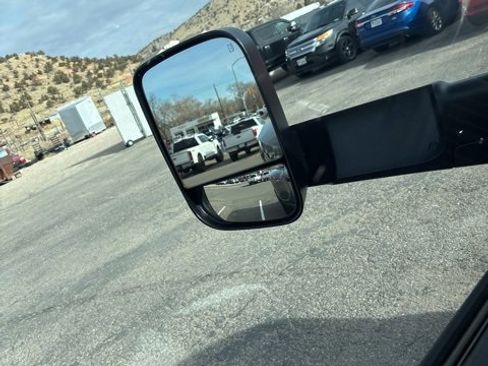 Used 2017 RAM 3500 Tradesman w/ Chrome Appearance Group image 26