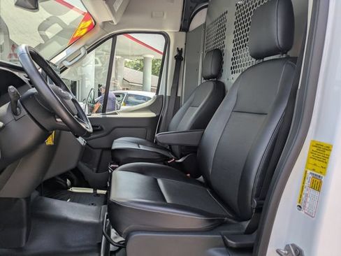 Used 2022 Ford E-Transit Medium Roof RWD image 19