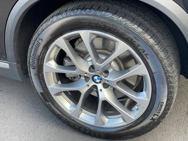 Used 2026 BMW X5 xDrive50e AWD/4WD image 28
