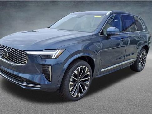 New 2026 Volvo XC90 B6 Plus w/ Protection Package AWD/4WD image 3