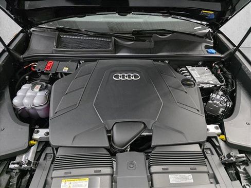 New 2026 Audi Q8 Premium image 26