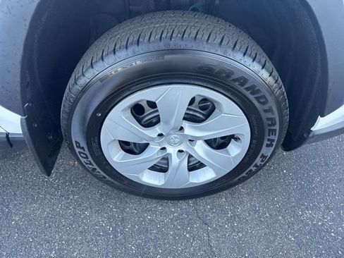 Used 2025 Toyota RAV4 LE AWD/4WD image 26