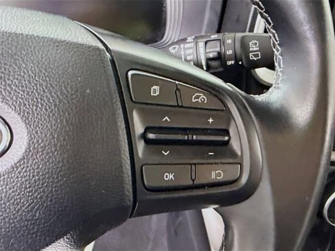 Certified 2024 Hyundai Venue SEL image 22