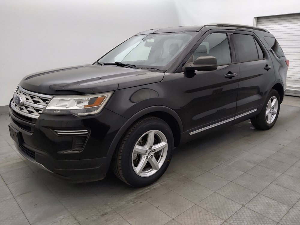 Used 2019 Ford Explorer XLT w/ Class III Trailer Tow Package FWD image 2
