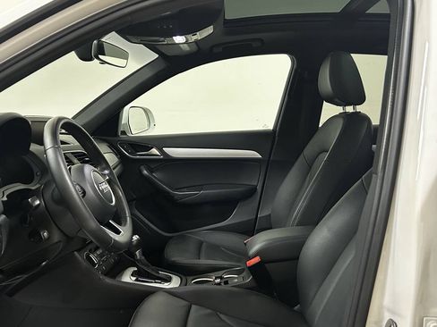 Used 2017 Audi Q3 2.0T Premium FWD image 21