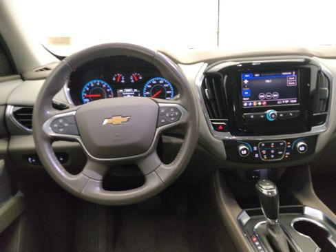 Used 2020 Chevrolet Traverse LT FWD image 22